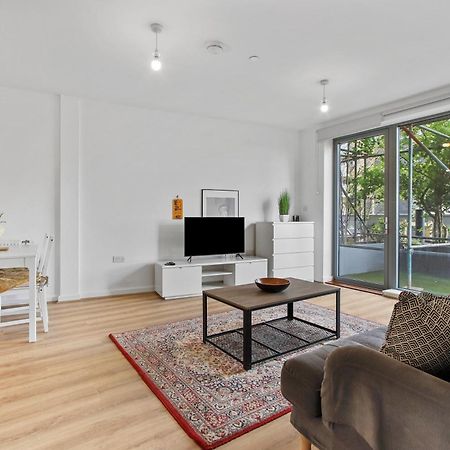 Centrally Located - Modern - 2Bed - 2Bath Apartment Londýn Exteriér fotografie
