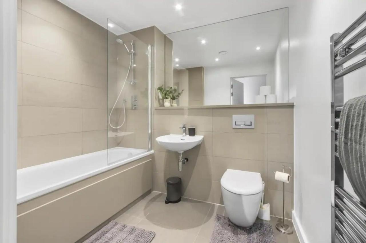 Centrally Located - Modern - 2Bed - 2Bath Apartment Londýn Exteriér fotografie