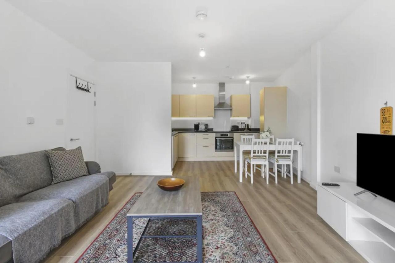 Centrally Located - Modern - 2Bed - 2Bath Apartment Londýn Exteriér fotografie